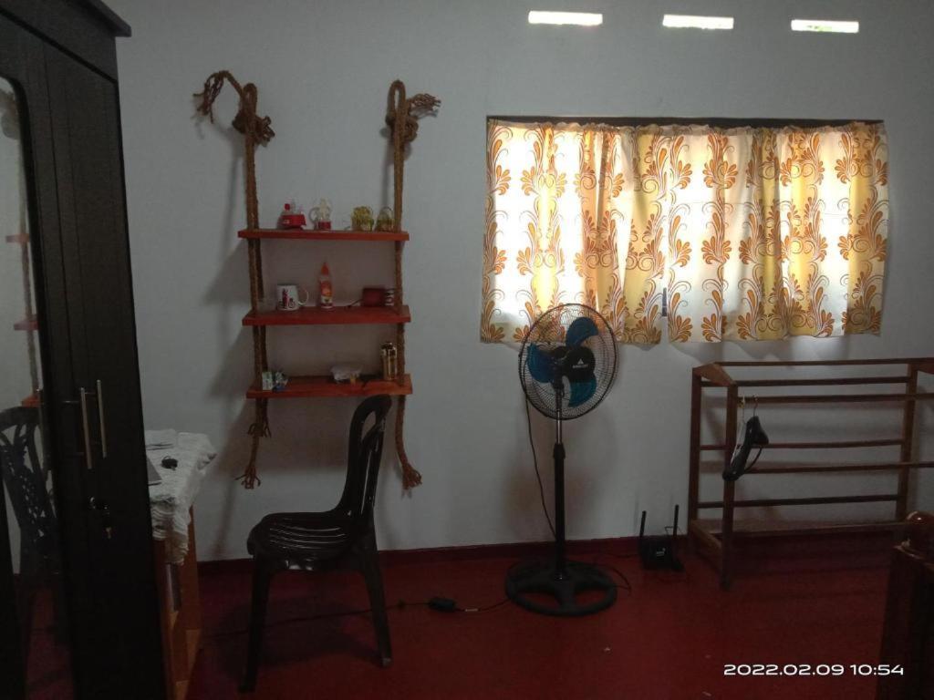 Unawatuna White Villa Ngoại thất bức ảnh