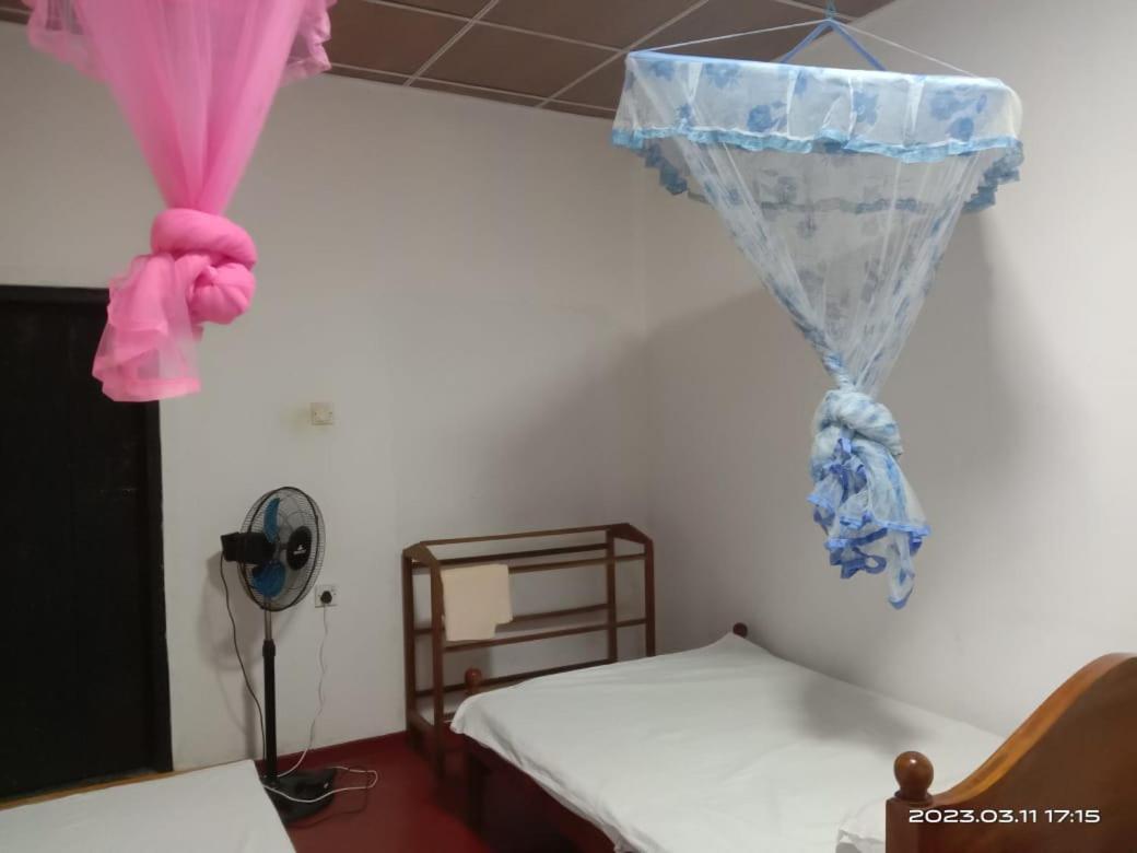 Unawatuna White Villa Ngoại thất bức ảnh