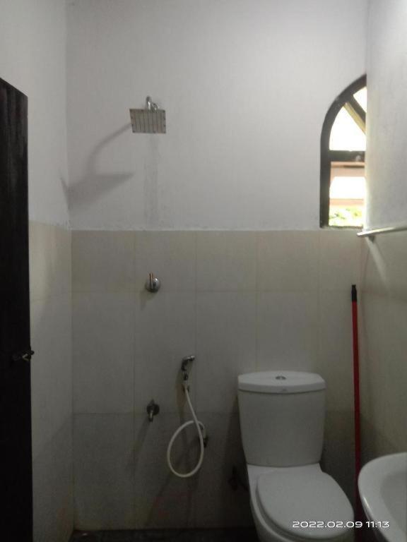 Unawatuna White Villa Ngoại thất bức ảnh