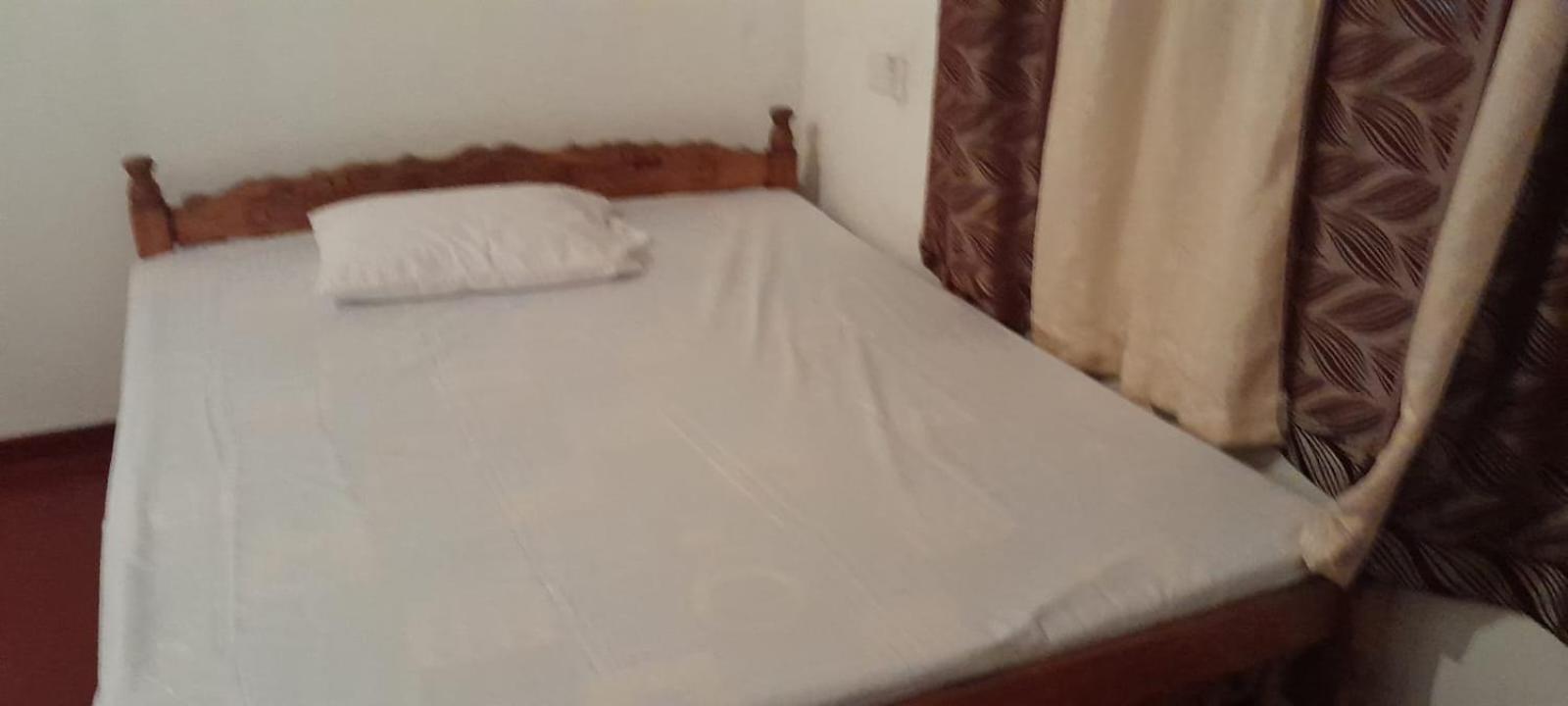 Unawatuna White Villa Ngoại thất bức ảnh