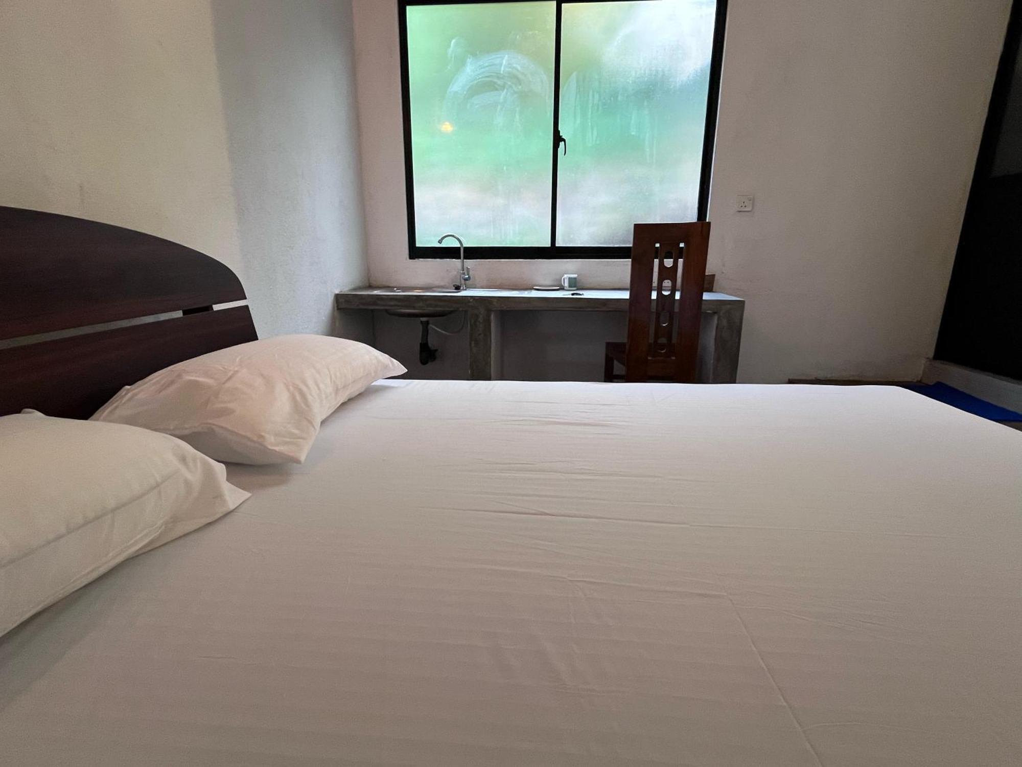 Unawatuna White Villa Ngoại thất bức ảnh
