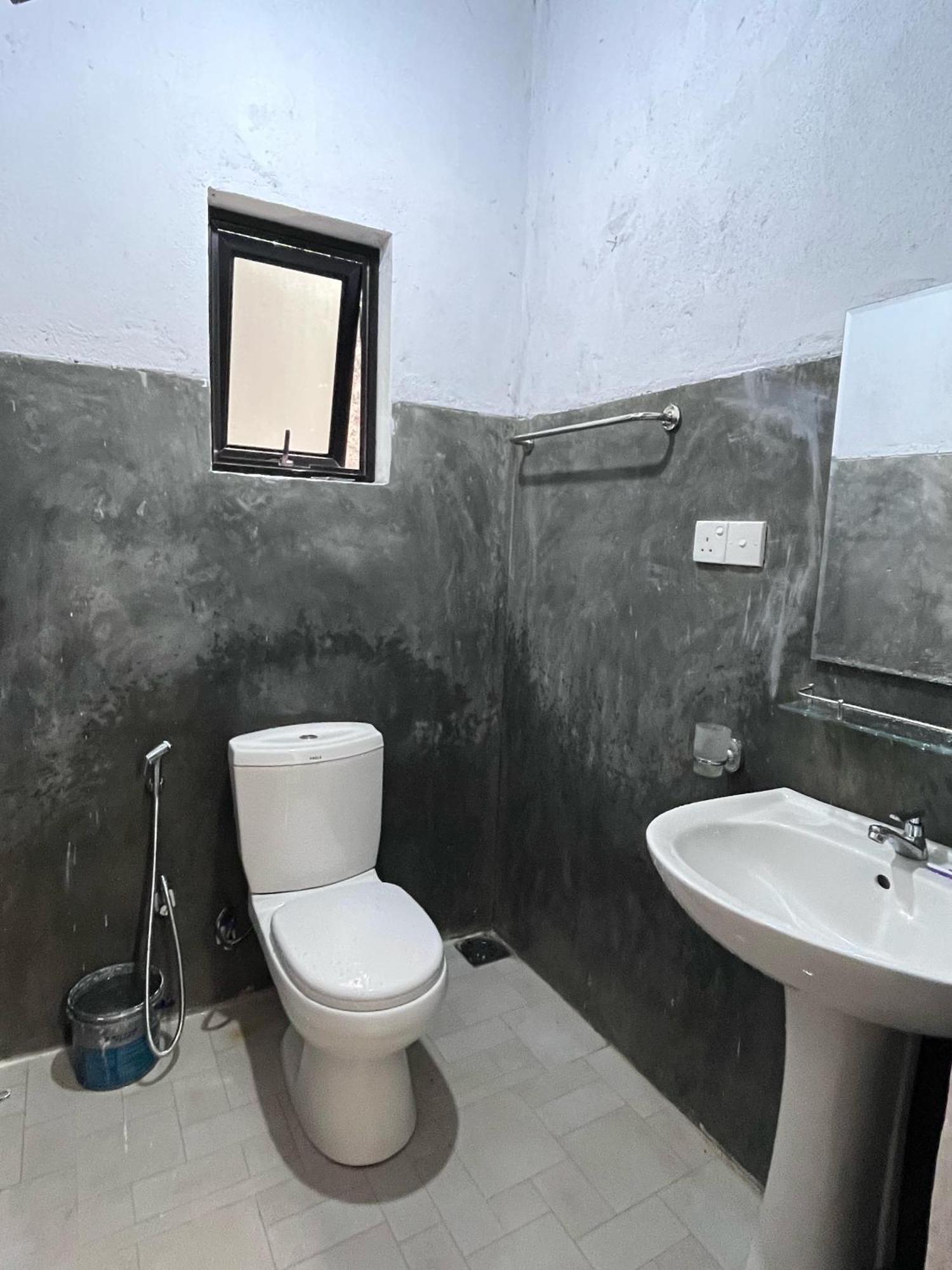Unawatuna White Villa Ngoại thất bức ảnh