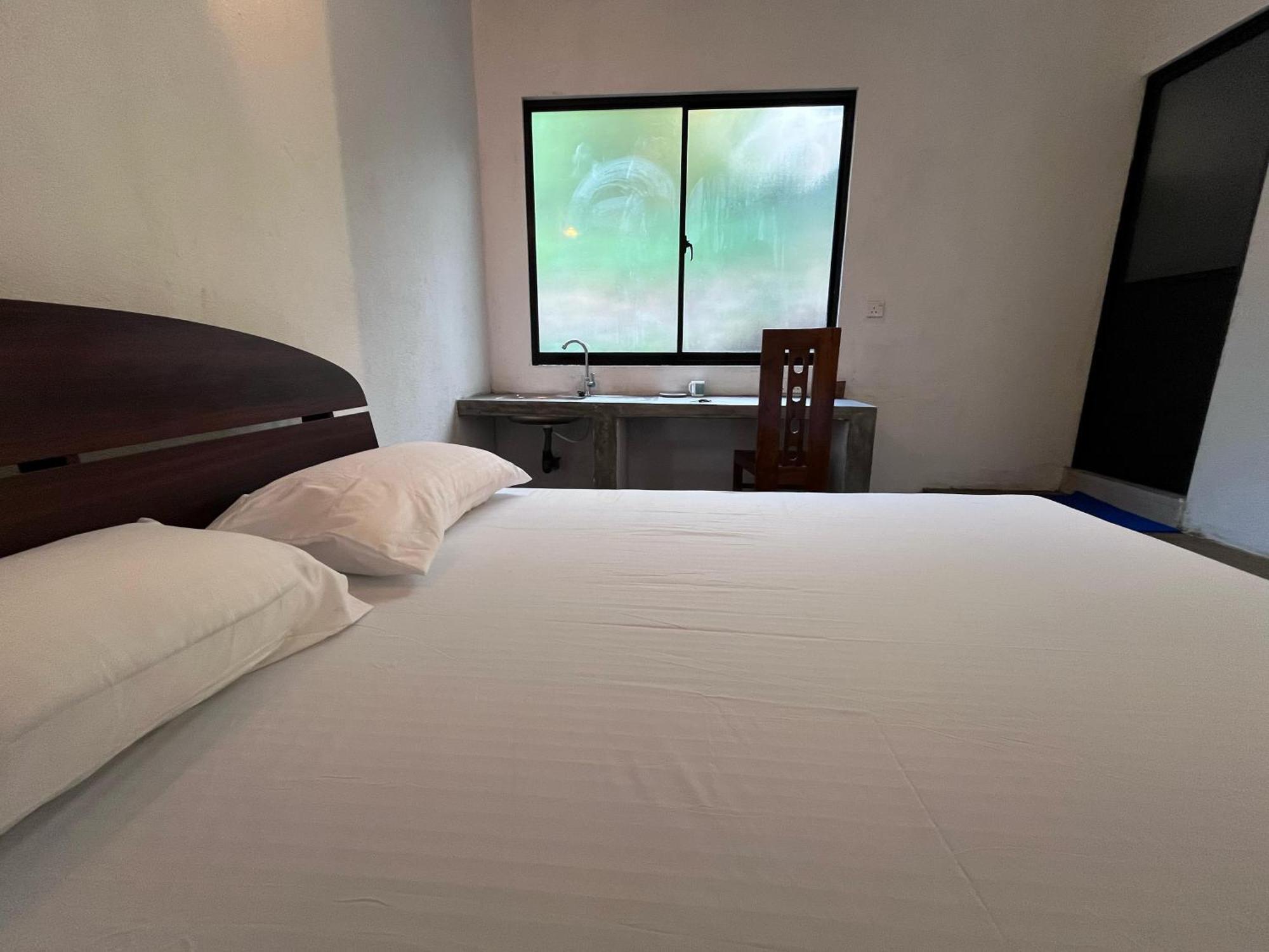 Unawatuna White Villa Ngoại thất bức ảnh