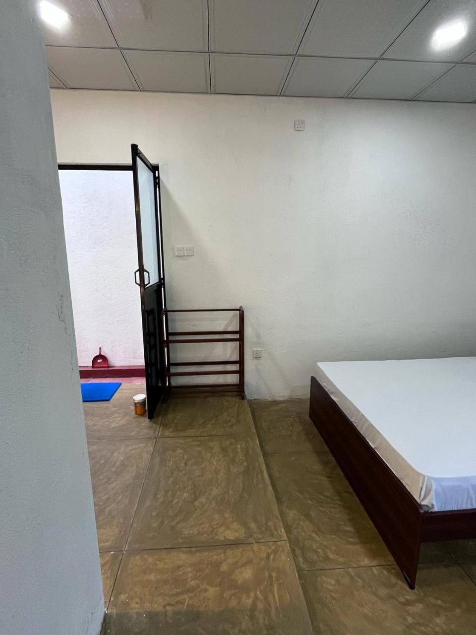 Unawatuna White Villa Ngoại thất bức ảnh