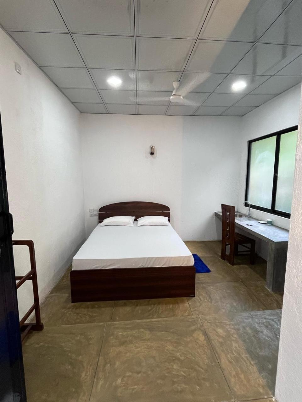 Unawatuna White Villa Ngoại thất bức ảnh